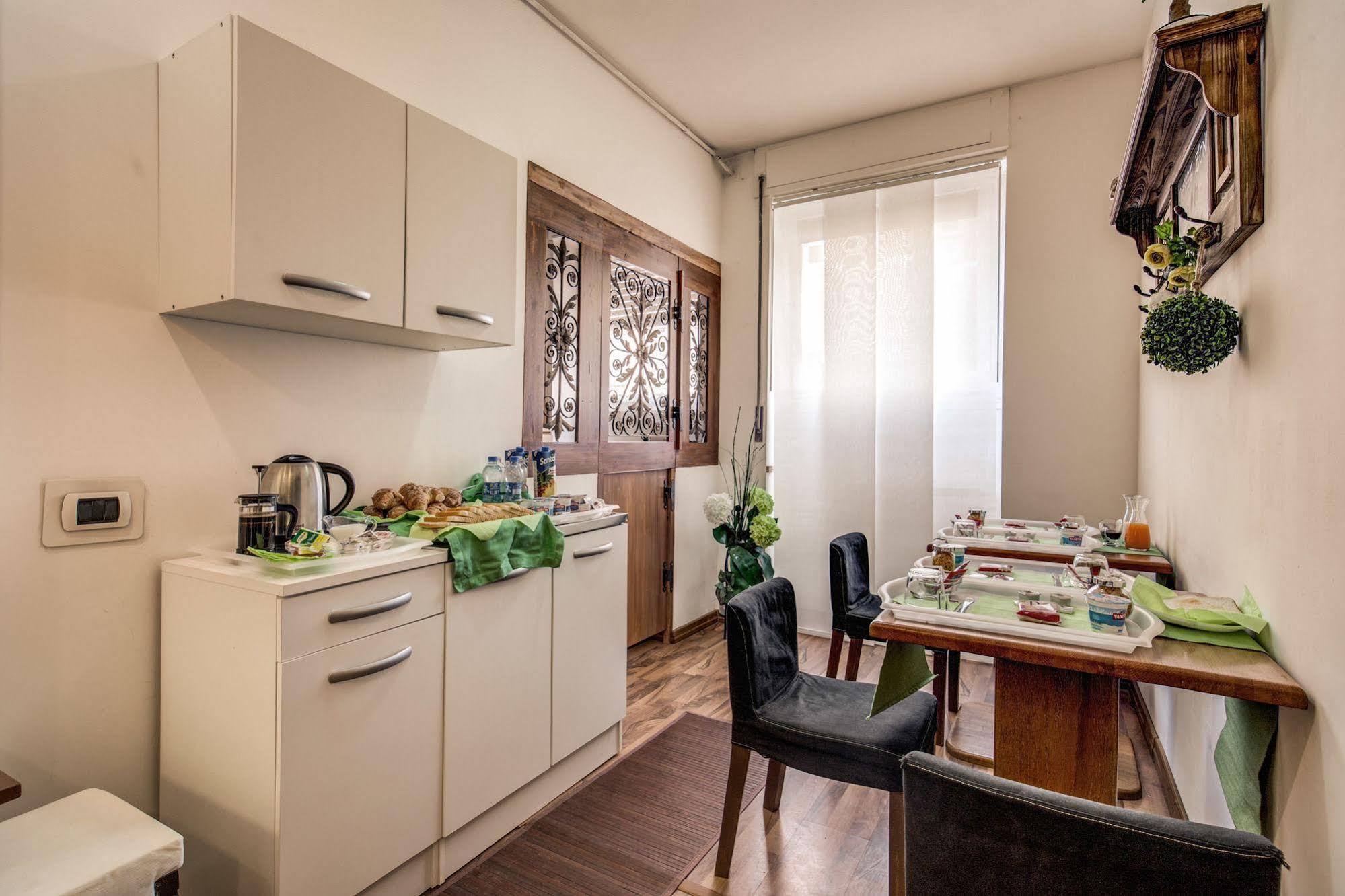 Trastevere Rooms Rzym Zewnętrze zdjęcie